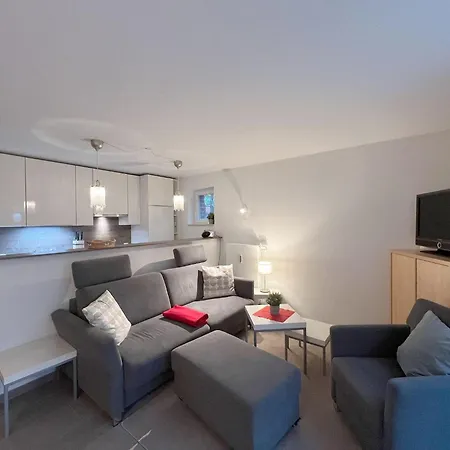 Apartment Haus-hever-whg-01 *